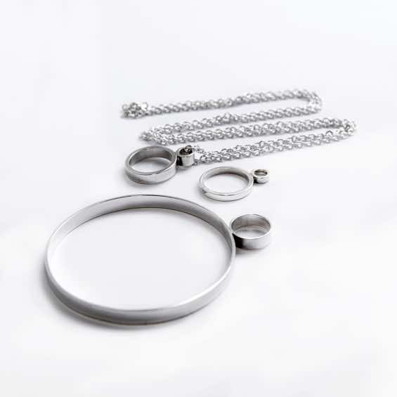 Silverarmband, ring, halsband